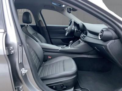 Alfa Romeo Giulia Super 2.0 Turbo 200PS