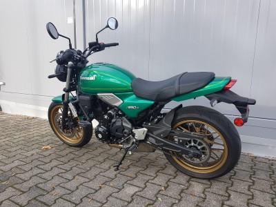 Kawasaki Z650RS Tiefergelegt
